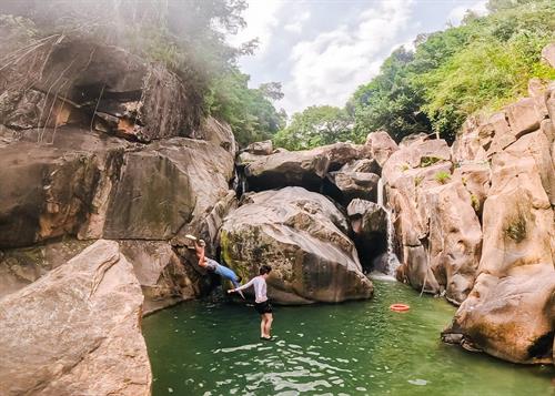 Ba Ho Waterfall Discovery - Half Day Tour