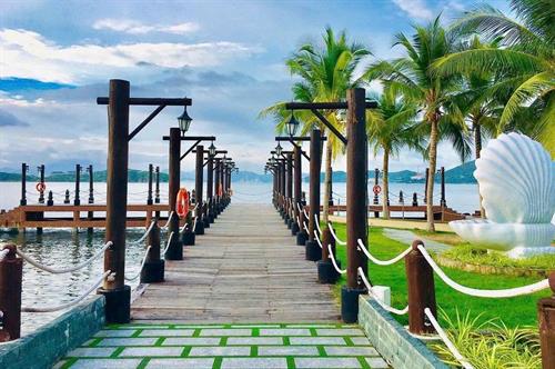 Nha Trang Hon Mieu and Hon Tam Island Tour with Lunch